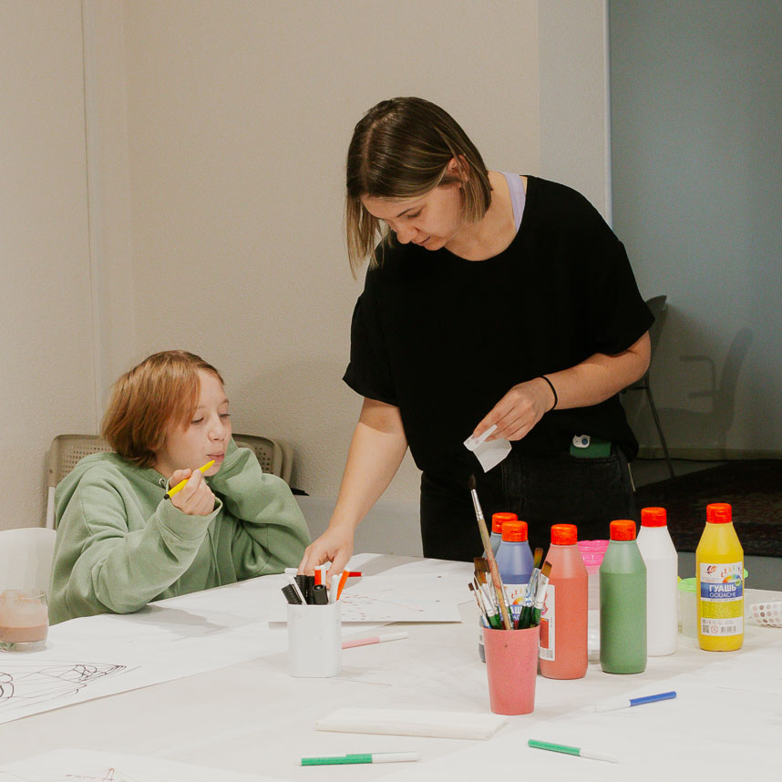 Набор в детскую школу «12 игр художника»