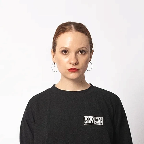 Полина Сотникова