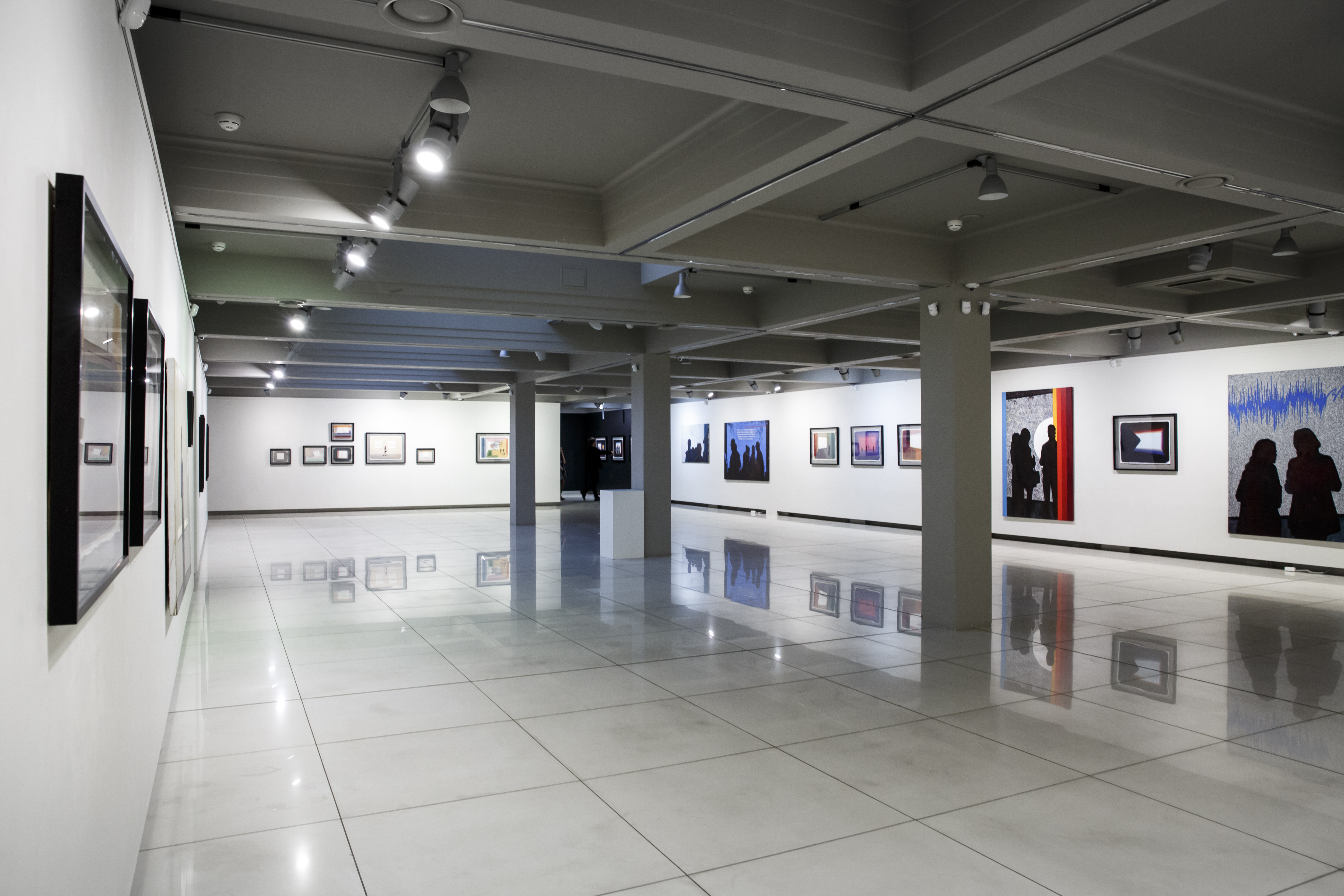 Выставка Владимира Логутова «Встречи»